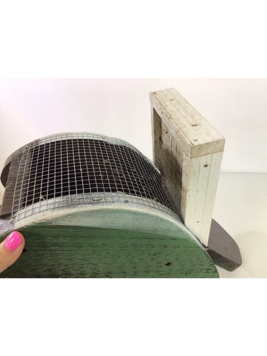 The Woodpecker Family Amish Handcrafted Birdhouse Hummingbird - Picture 6 of 7